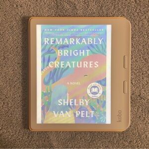 White Kobo Libra Colour 7”, SleepCover Case, 2 Year Insurance Warranty Bundle